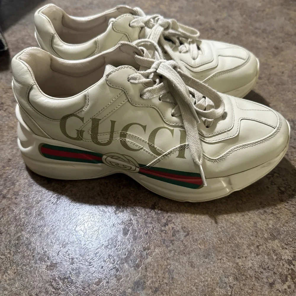 gucci  Rhyton Gucci logo leather sneaker  size 38 (women's 8)